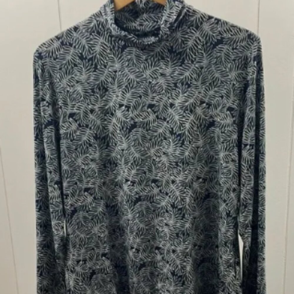 St. John NWT Nuda Turtleneck Top Navy Forest Green Leaves